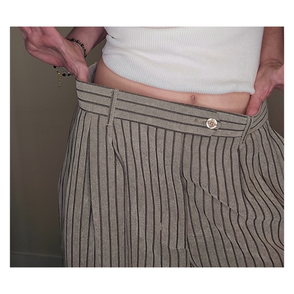 90s Vintage Menswear Pinstripe Wide Leg Trousers Tan Black (M